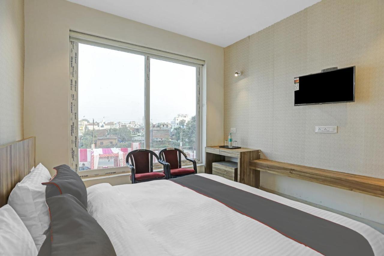 Collection O 85238 Tulika Garden Hotell Izatnagar Eksteriør bilde